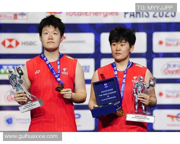 武汉羽毛球队引领最新羽毛球配合TOP10榜单展现实力与团队默契