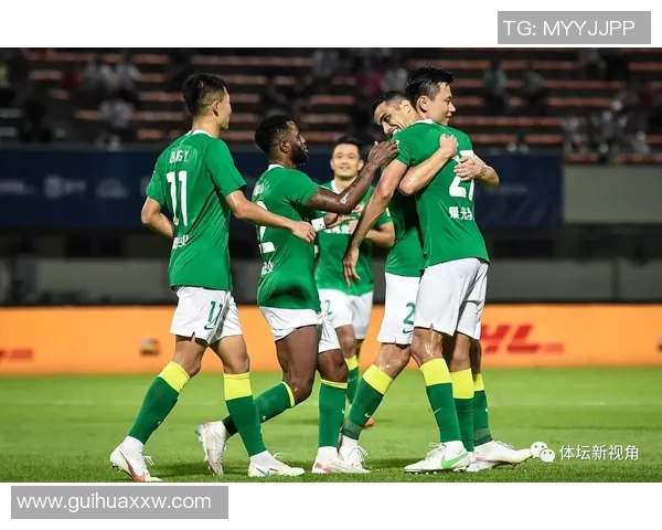 杭州网球队以82分领跑邀请赛积分榜展现强劲实力和团队合作精神